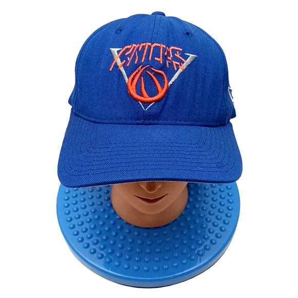 Vintage New York Knicks‎ ~ New Era Snap Back Adjustable Hat / Cap NBA Licensed - Picture 3 of 8